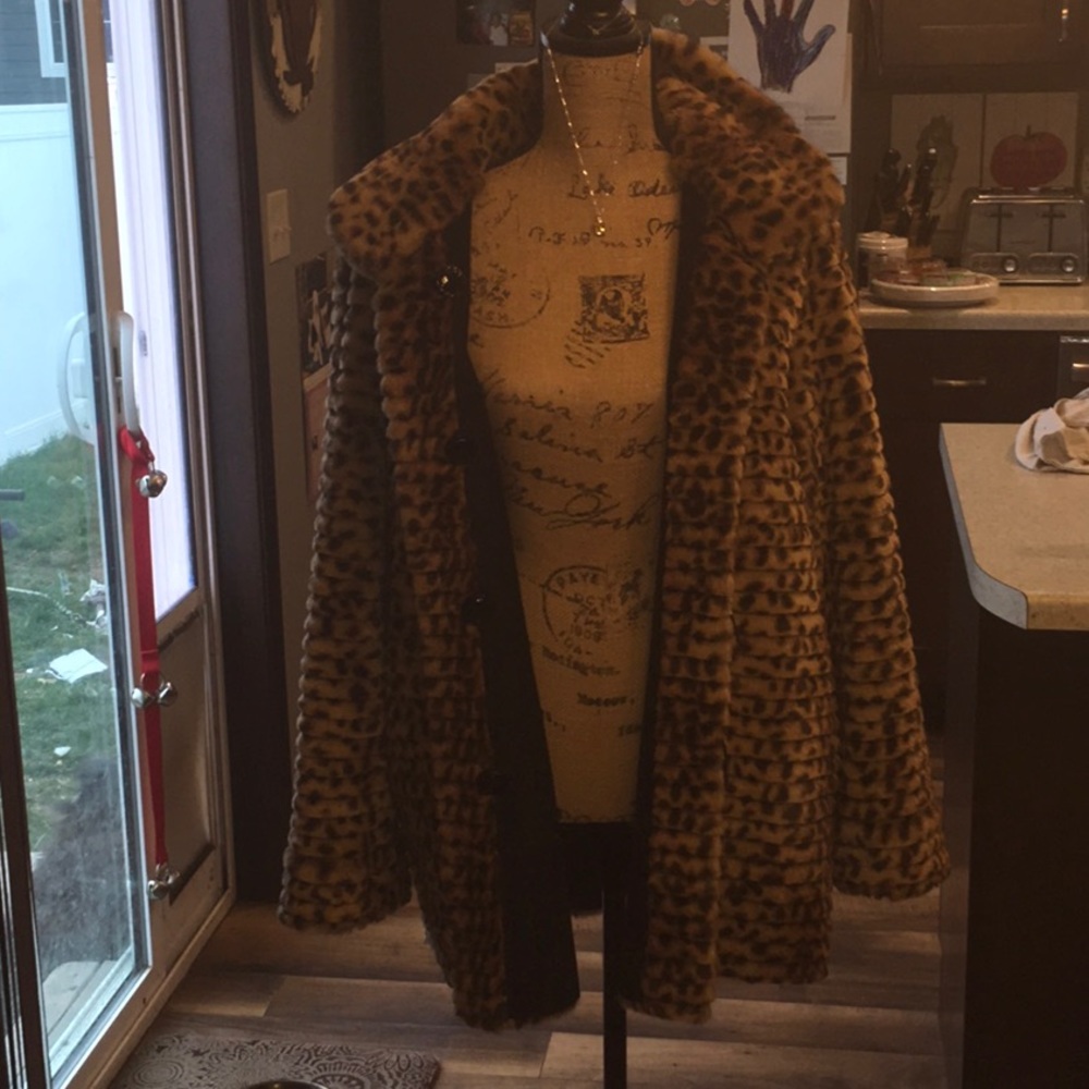 Leopard Print Jacket - image 1